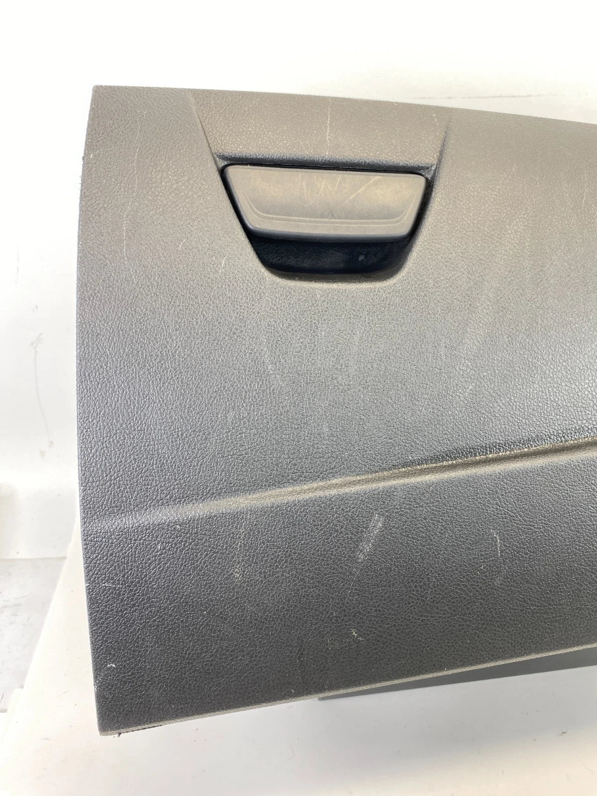 2012-2016 FORD FOCUS GLOVE BOX STORAGE COMPARTMENT VPCM5X-A06015-BAW