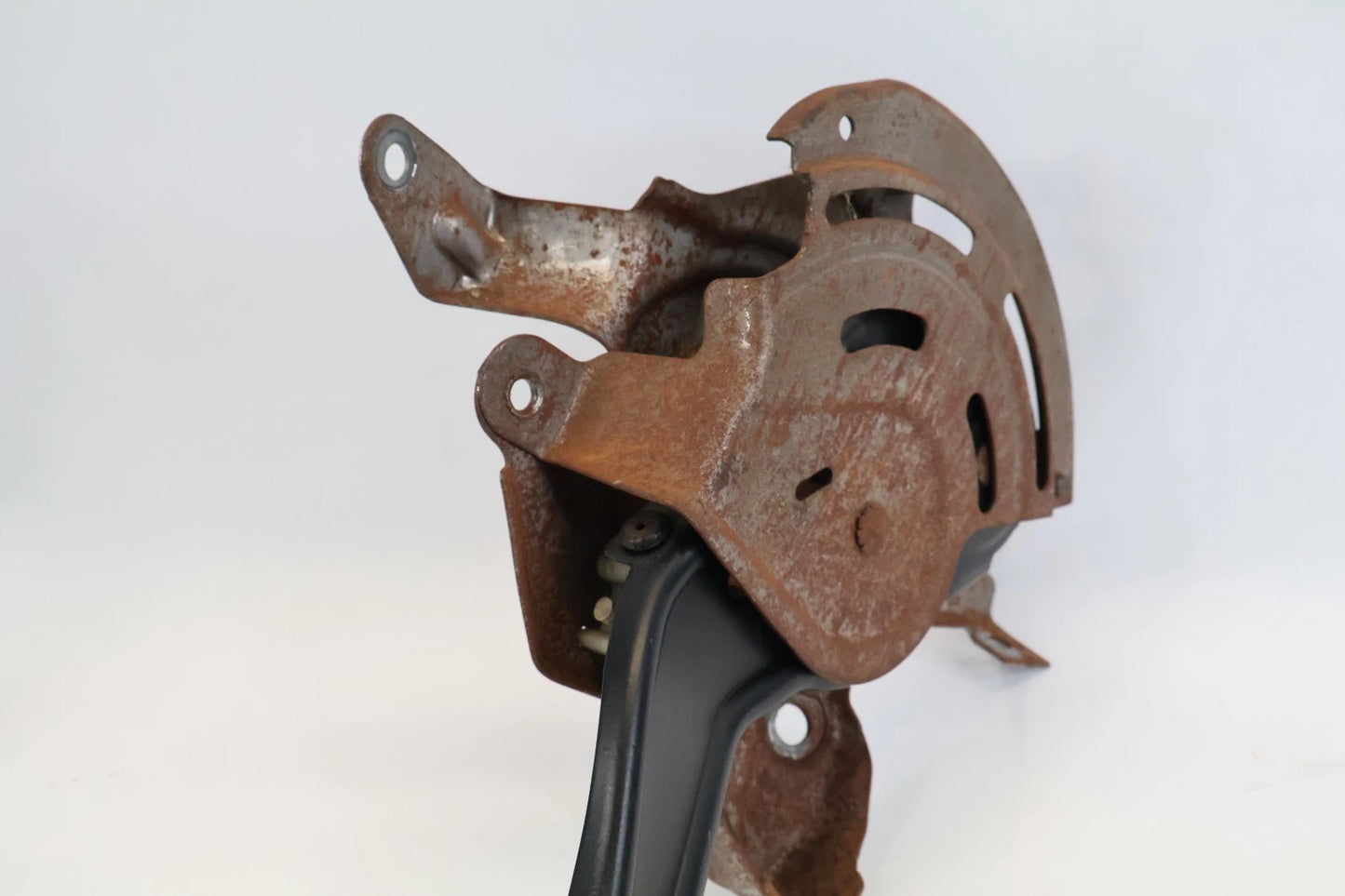 2011-2019 EXPLORER 09-19 FORD FLEX EMERGENCY PARKING BRAKE FOOT PEDAL ASSY OEM