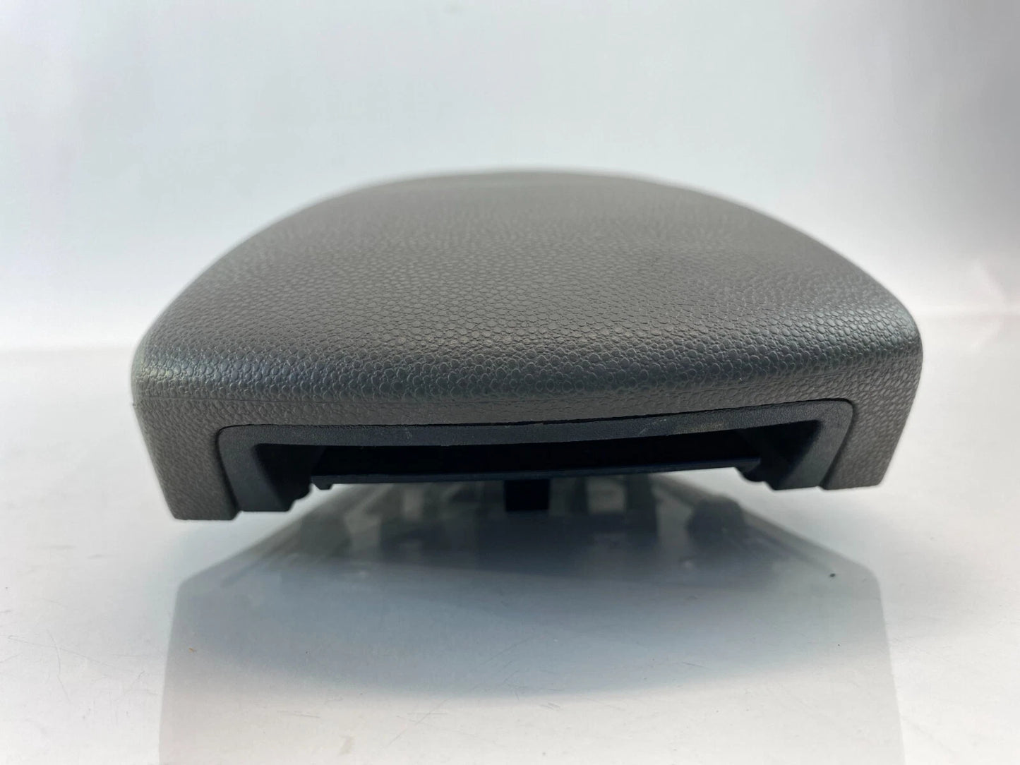 2008-2011 FORD FOCUS CENTER CONSOLE ARMREST ARM REST LID COVER COMPARTMENT OEM
