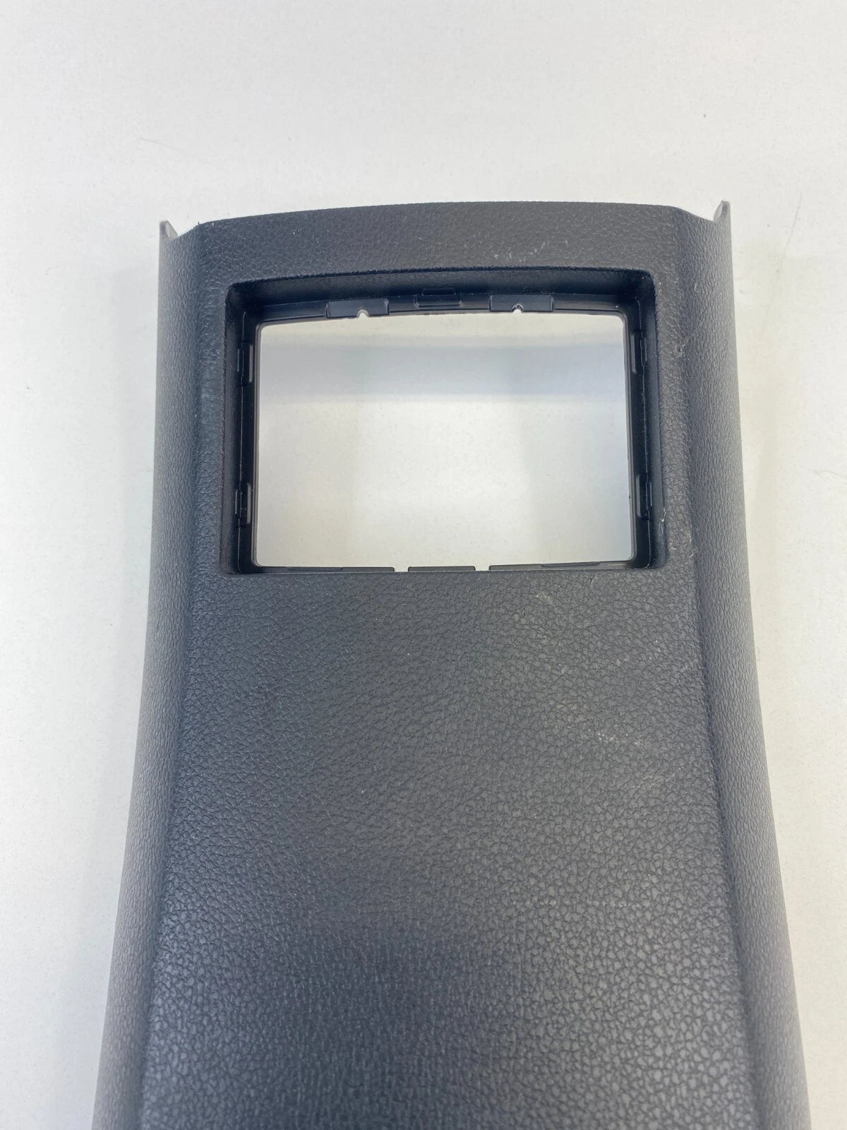 2011-2016 CHEVROLET CRUZE REAR CENTER CONSOLE COVER TRIM PANEL ASSY GMW15549 OEM
