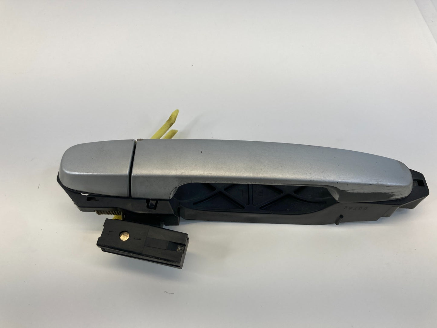 2002 03 04 05 2006 Toyota Camry Rear Left Side Exterior Outer Door Handle