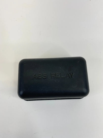 2001 2002 2003 TOYOTA HIGHLANDER ENGINE ABS RELAY COVER CAP LID OEM
