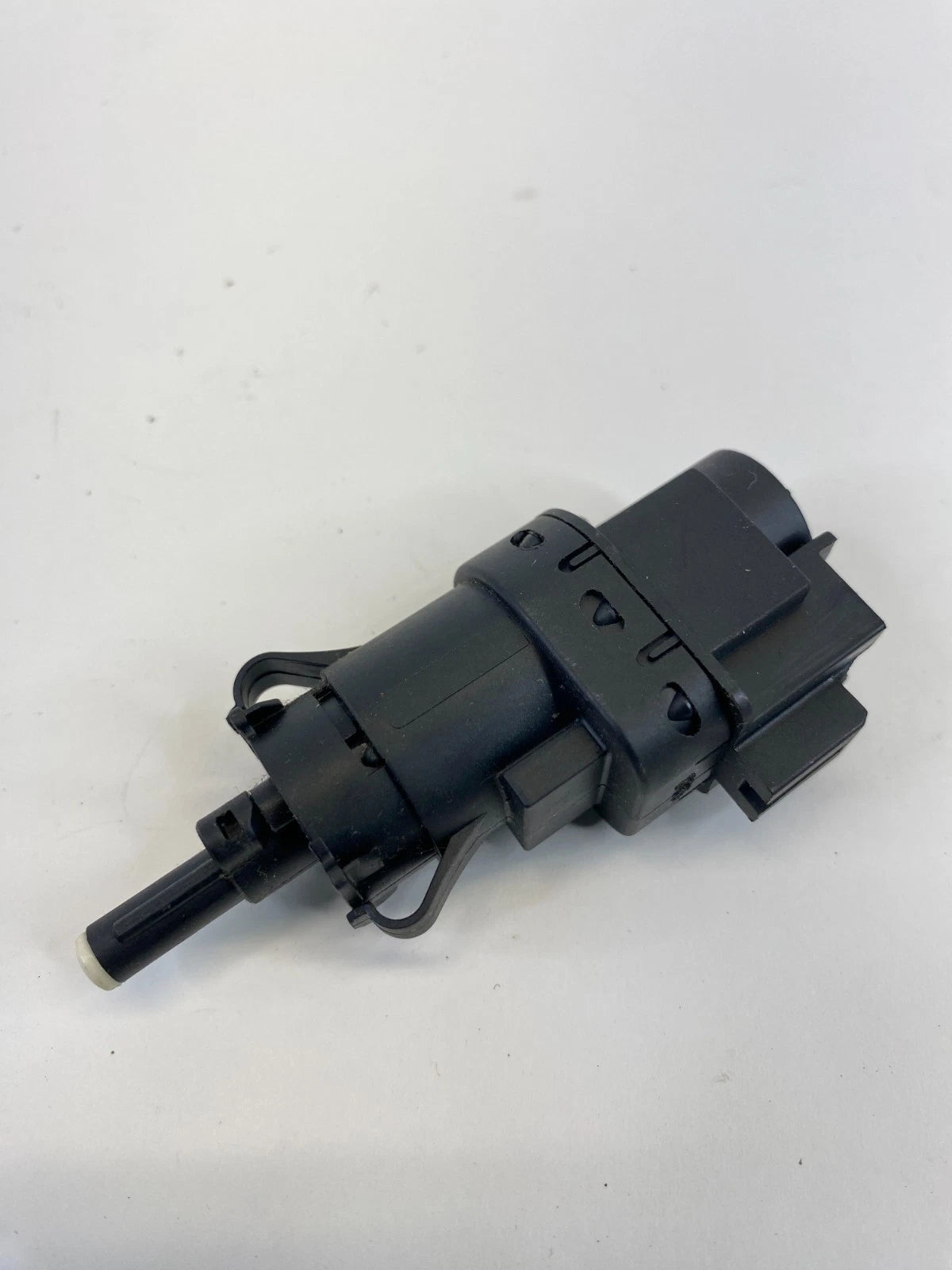 2011-2018 Volvo S60 Brake Pedal Stop Light Lamp Switch 3W5T-13480-AC