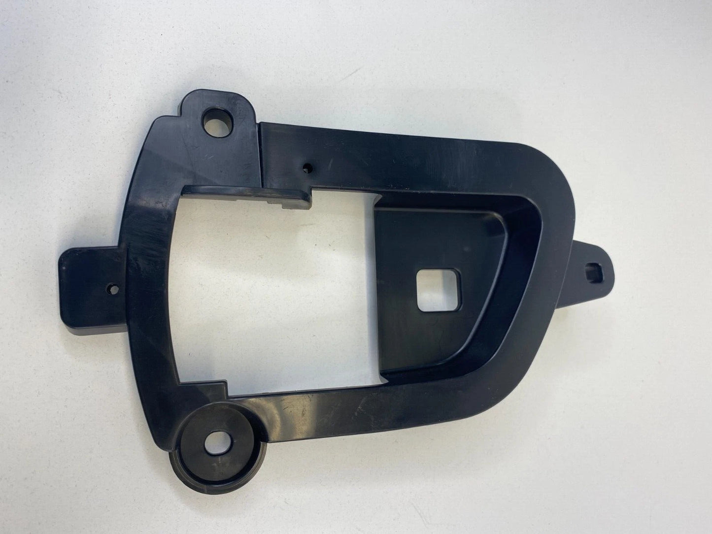 2007 2008 MITSUBISHI OUTLANDER REAR LEFT INNER DOOR HANDLE BEZEL 3H45X SPC01649