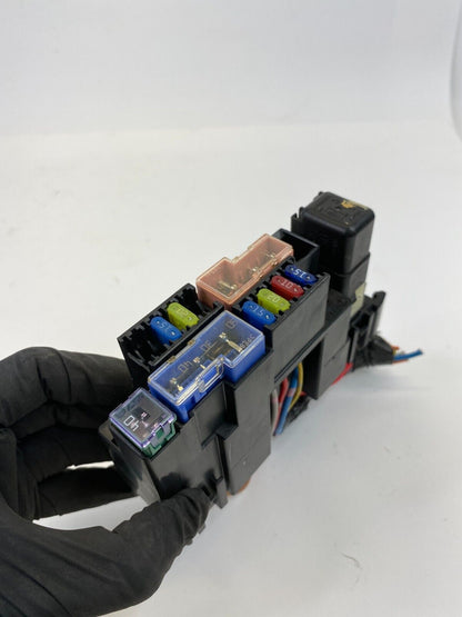 2006 Nissan Xterra 4.0L Engine Compartment Fuse Box Relay Junction OEM