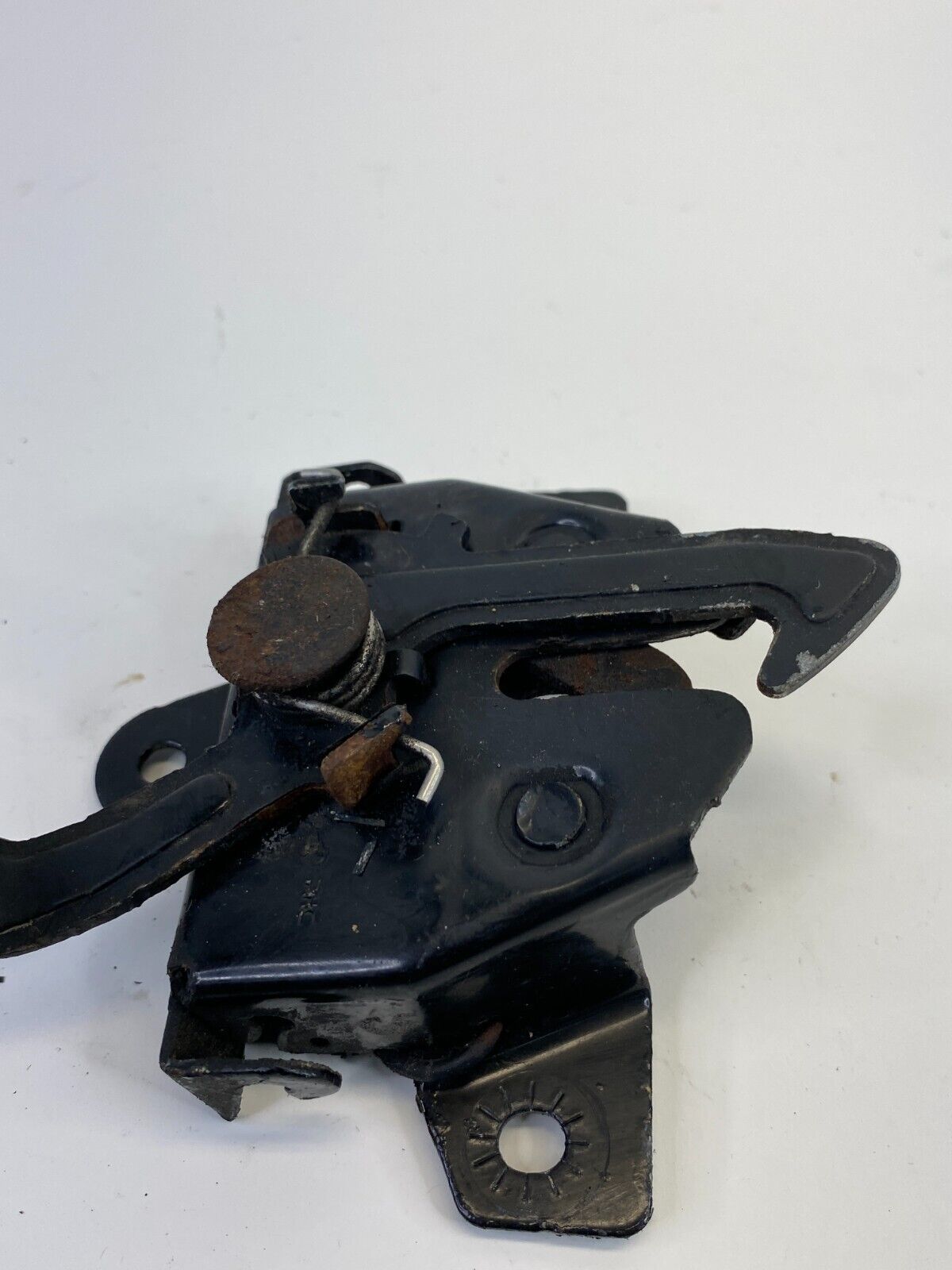 2005-2009 Hyundai Tucson Hood Lock Latch Release Actuator Assembly OEM