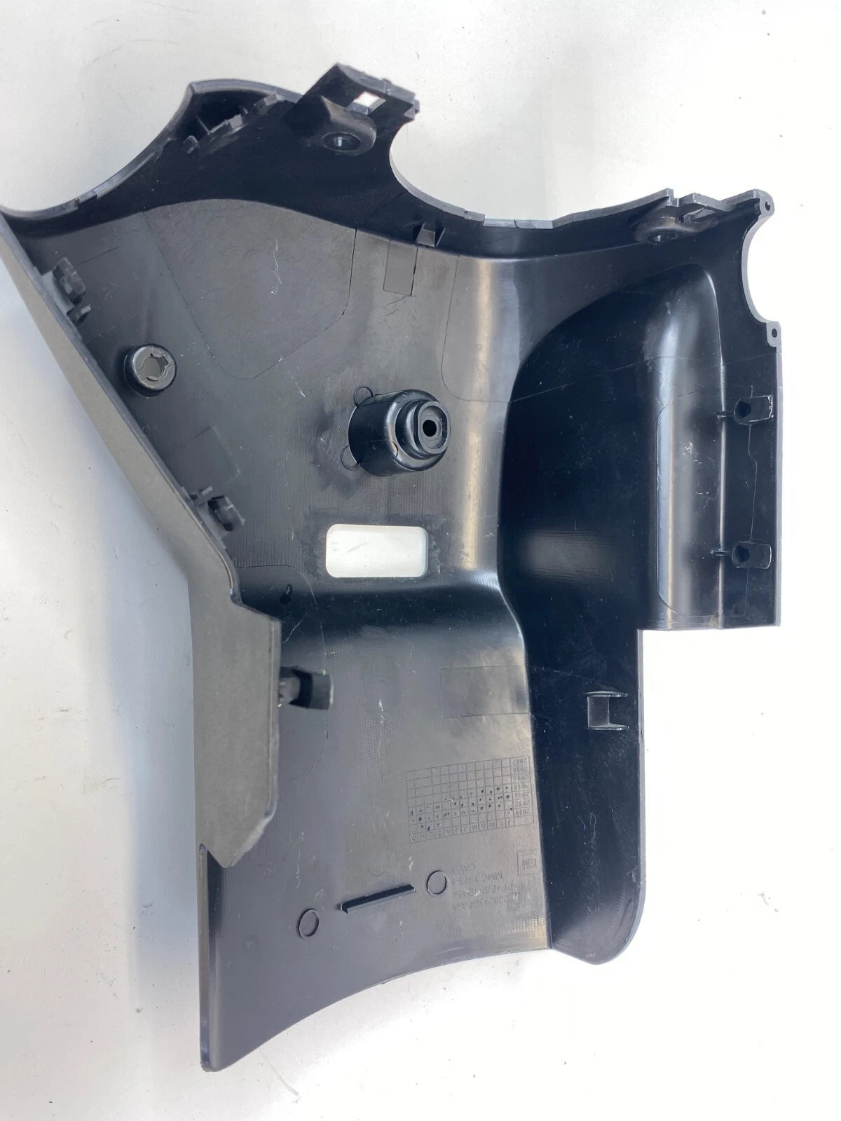 2013-2015 CHEVROLET MALIBU STEERING COLUMN LOWER COVER TRIM 22821364 OEM