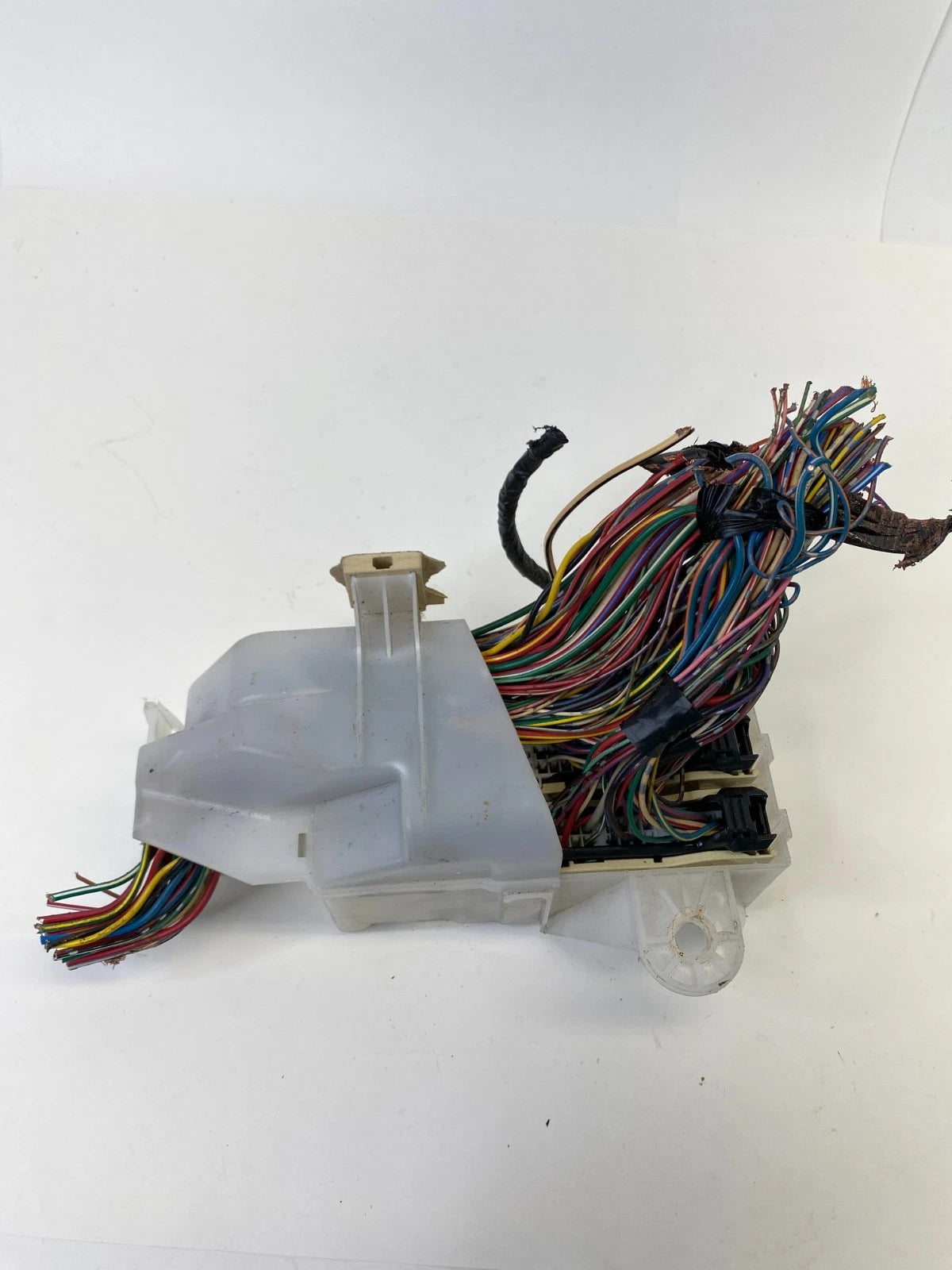 2004-2010 TOYOTA SIENNA FUSE BOX JUNCTION BLOCK RELAY MODULE W/PLUGS OEM