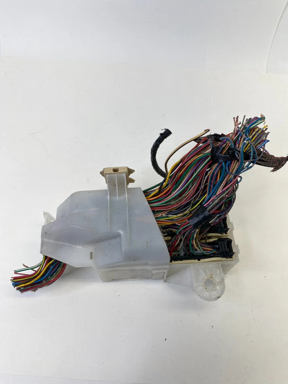 2004-2010 TOYOTA SIENNA FUSE BOX JUNCTION BLOCK RELAY MODULE W/PLUGS OEM