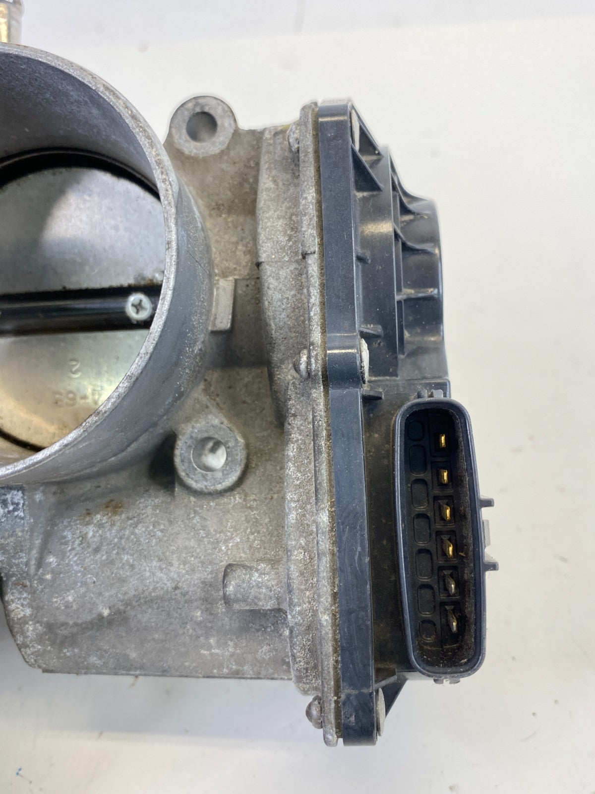 2009-2018 Toyota RAV4 2.5L Fuel Injection Throttle Body Valve 22030-36010 OEM