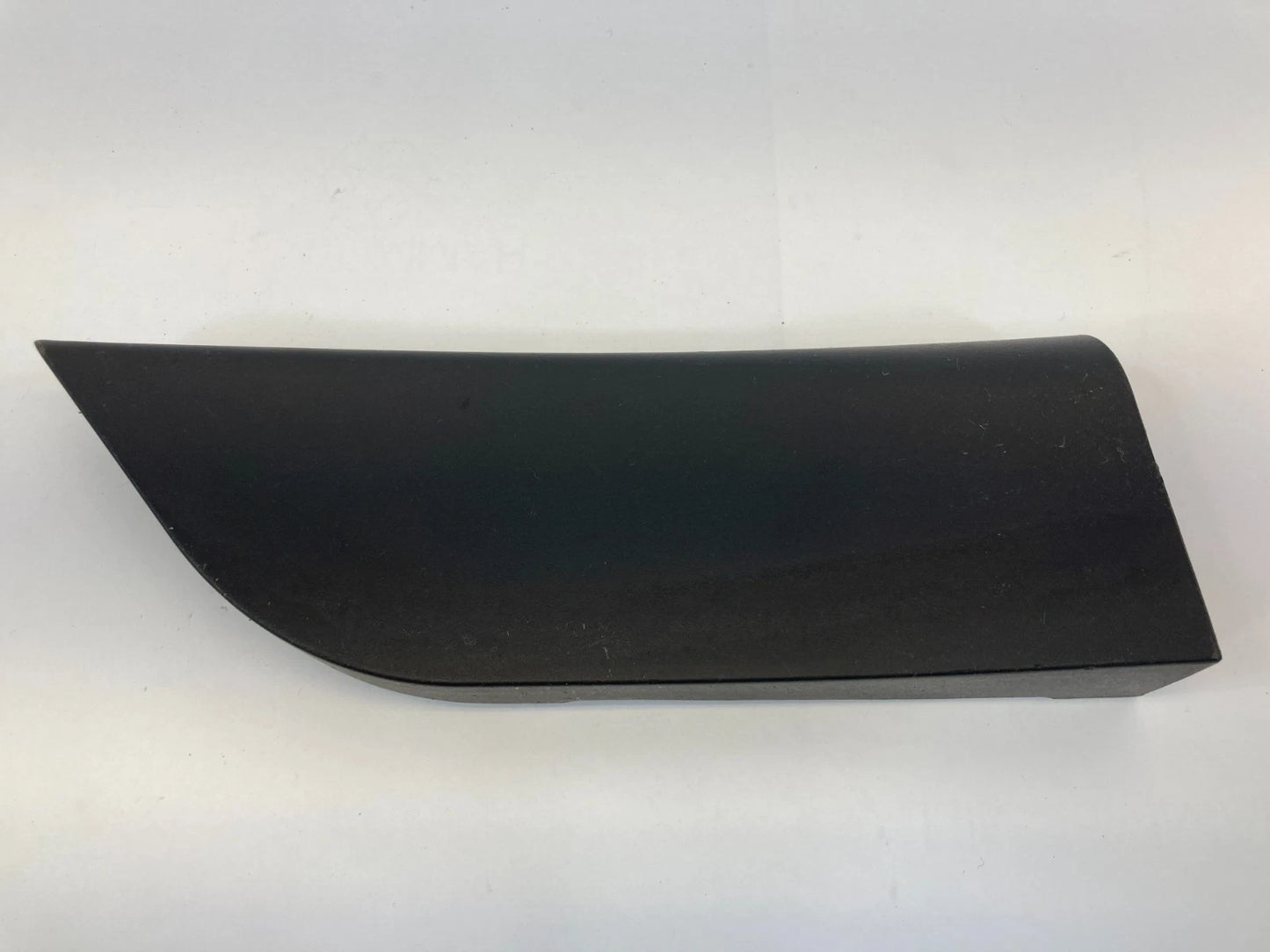 08-10 CHRYSLER TOWN & COUNTRY FRONT RIGHT INNER DOOR MIRROR CORNER COVER TRIM