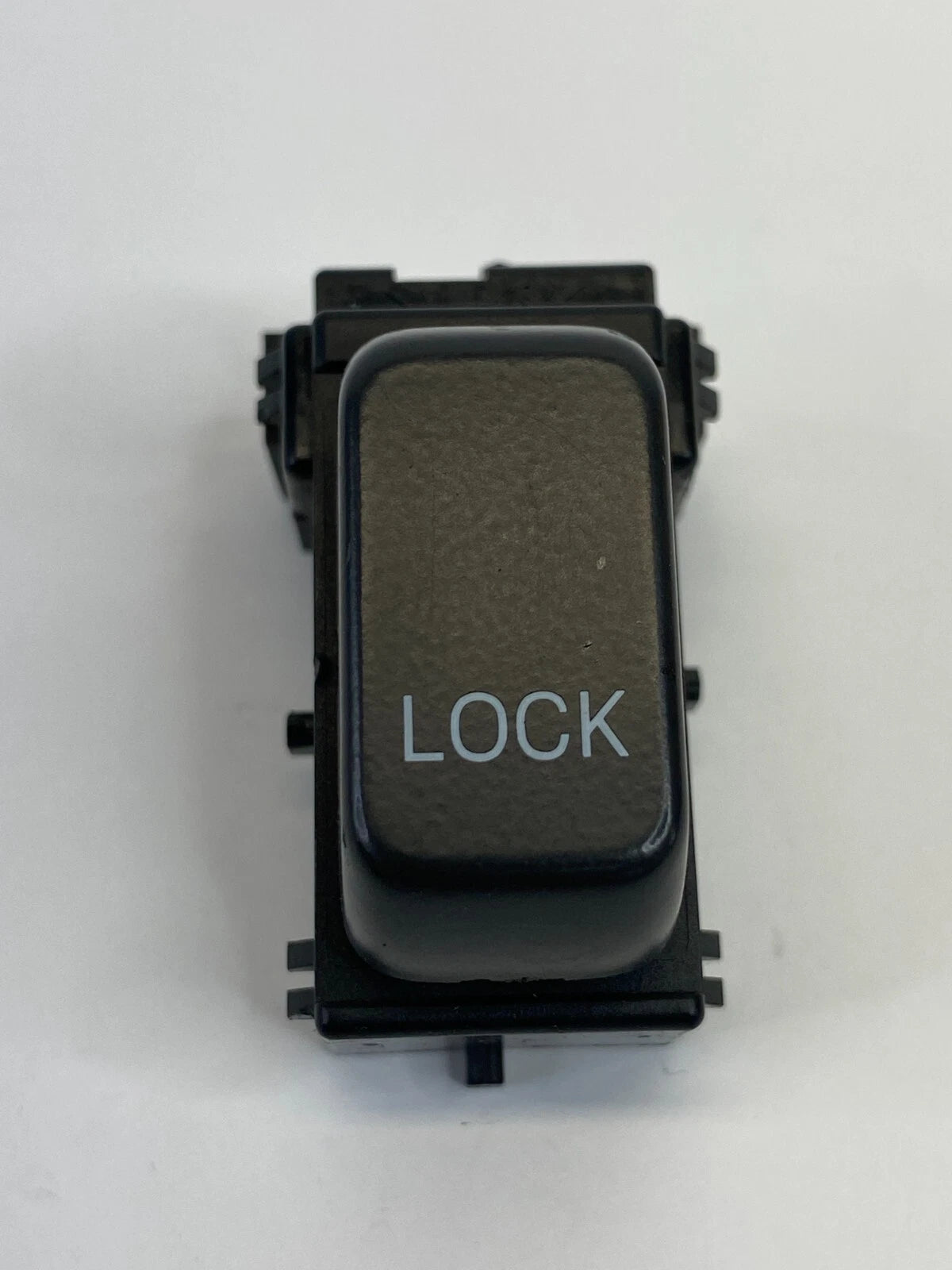 2000-2005 CADILLAC DEVILLE REAR RIGHT SIDE DOOR LOCK SWITCH ASSY 25664000 OEM