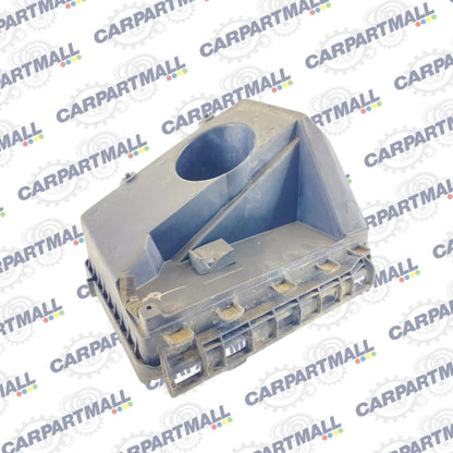 2000-2005 Chevrolet Impala Base Sedan Air Intake Cleaner Box Housing 382677 OEM
