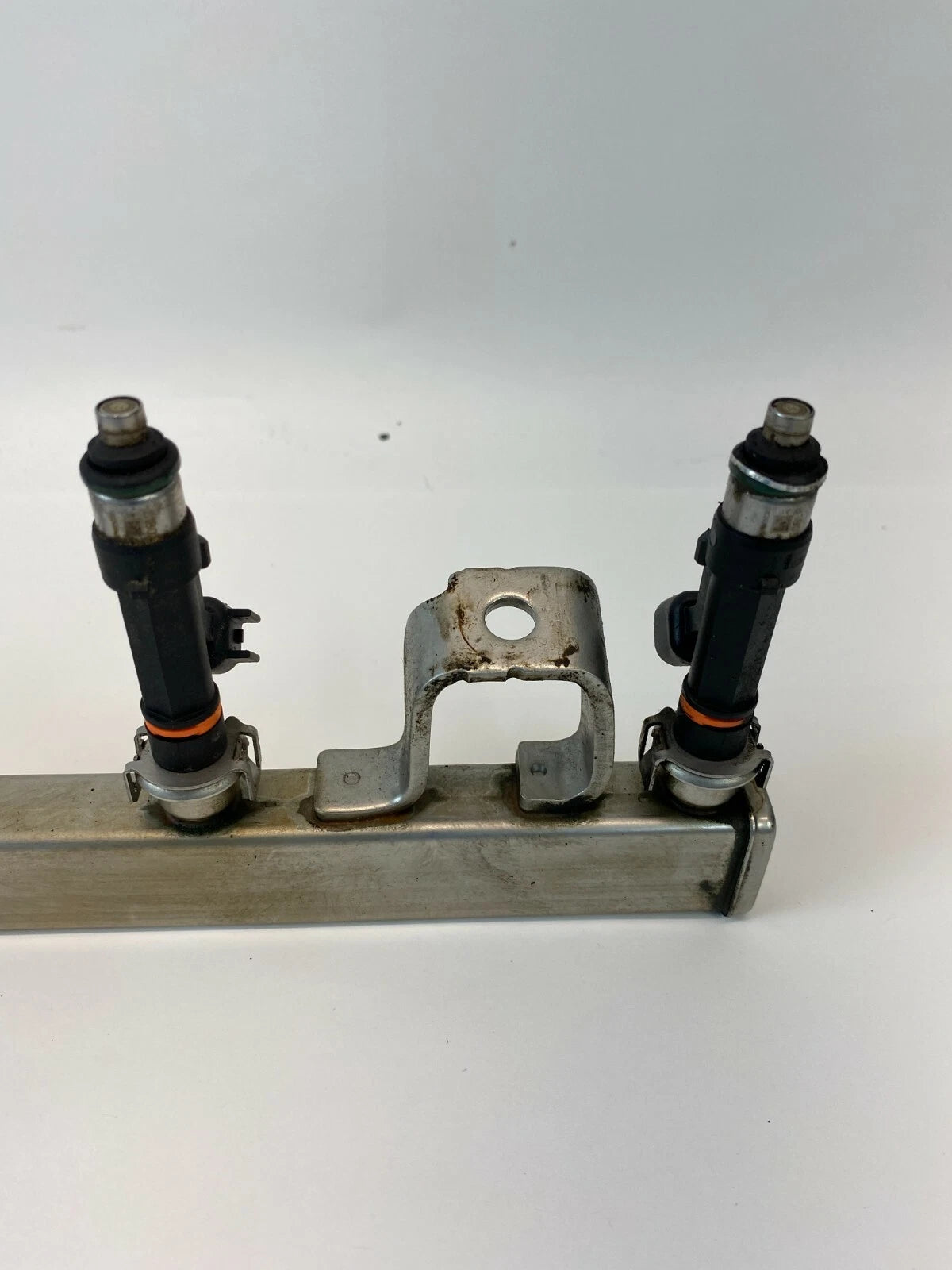 08-11 FORD FOCUS 13-20 FUSION FUEL INJECTION RAIL W/ INJECTORS 4M5G-9D280-DB OEM