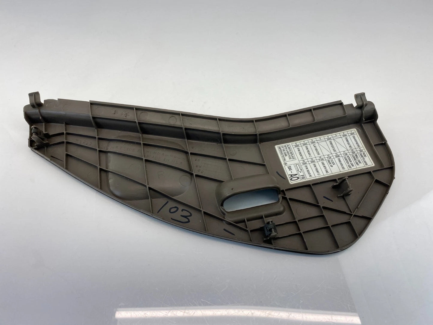 1998-2002 HONDA ACCORD DASH RIGHT SIDE FUSE BOX PANEL COVER END CAP 77211-S84