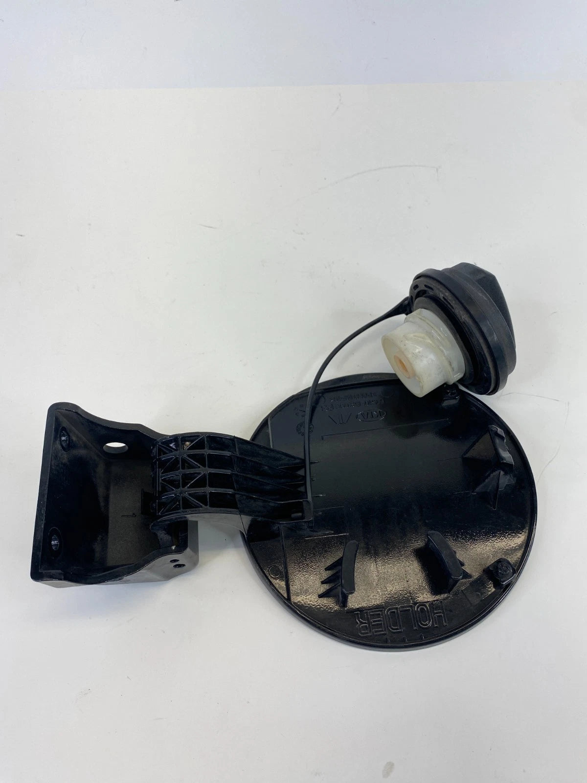 2014-2019 Kia Soul WAGON Fuel Filler Door w/Gas Tank Cap Lid 69510-B2000