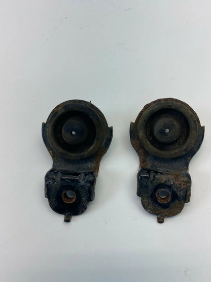 2004-2006 KIA AMANTI FRONT RADIATOR UPPER MOUNT SUPPORT BRACKET PAIR SET OEM