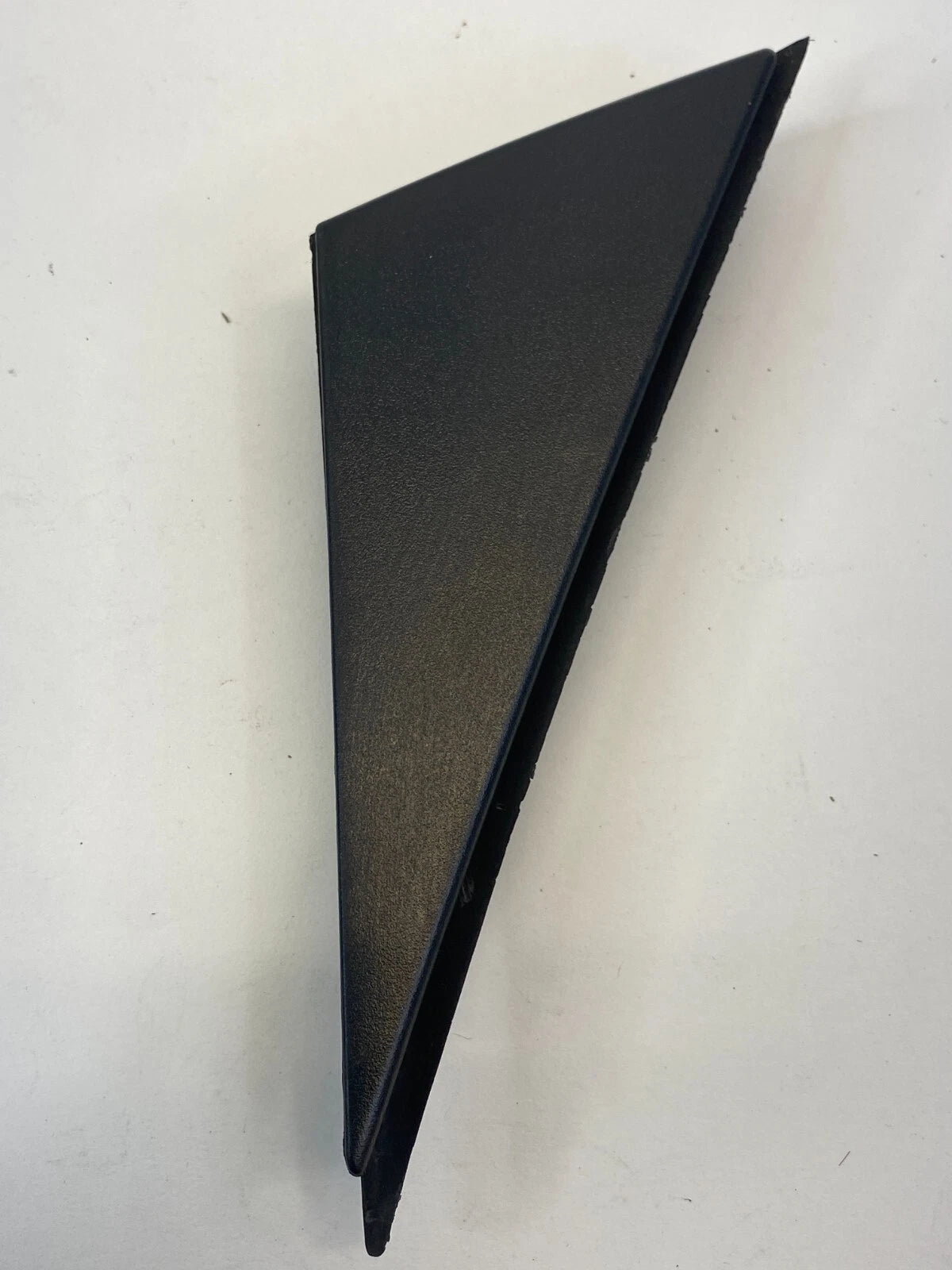 2011-2014 HYUNDAI SONATA RIGHT EXTERIOR FENDER CORNER COVER TRIM 86190-3S000 RH