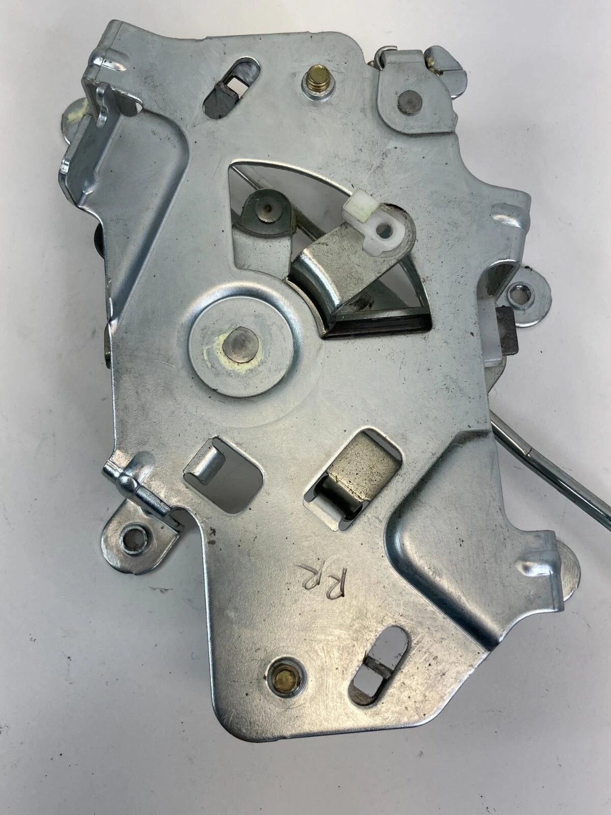 2003 2004 2005 2006 HONDA ELEMENT REAR RIGHT BACK SIDE DOOR LOCK ACTUATOR OEM