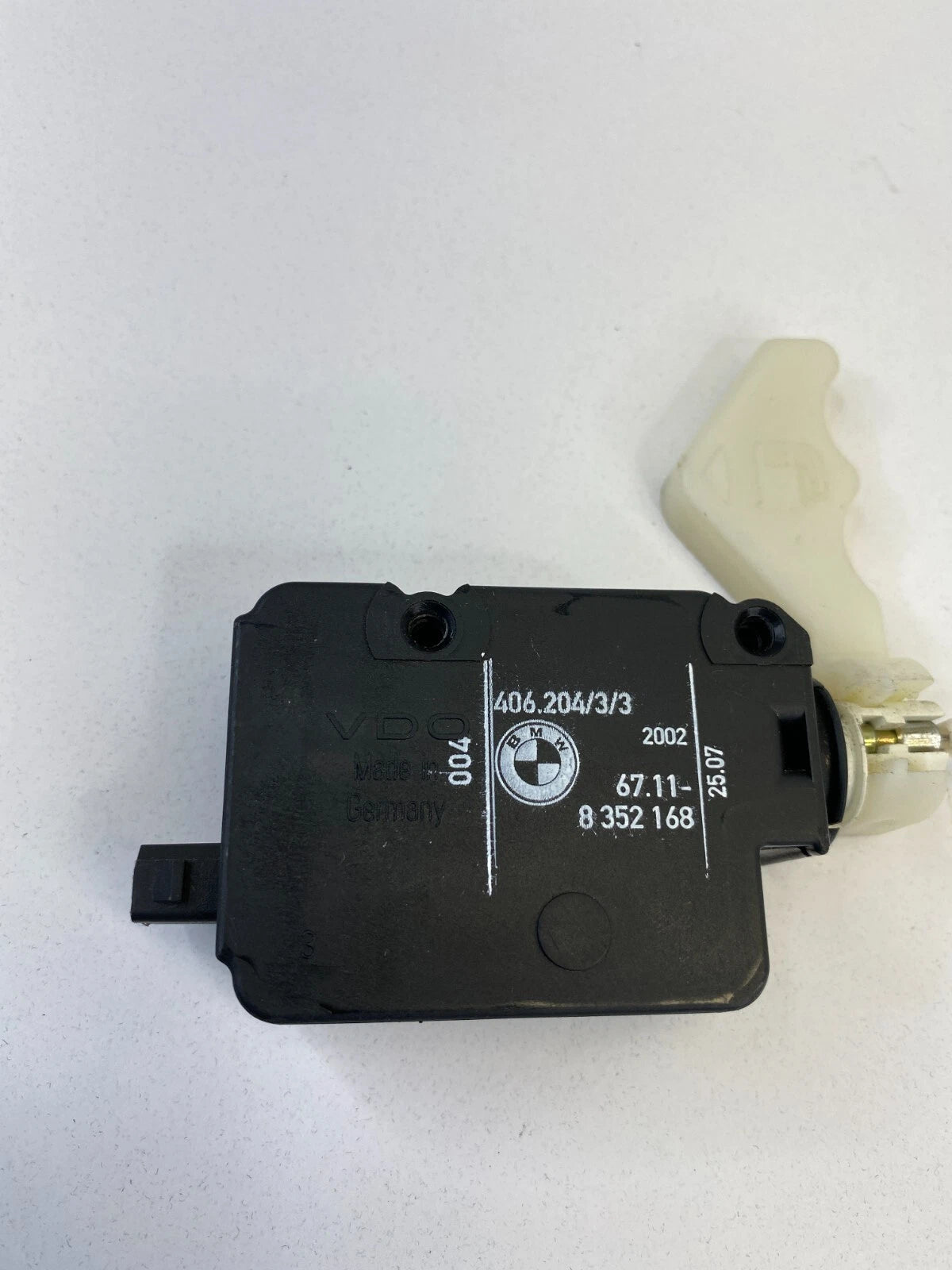 2002 2003 MINI COOPER FUEL FLAP RELEASE LOCKING MOTOR ACTUATOR W/ CABLE 7115559