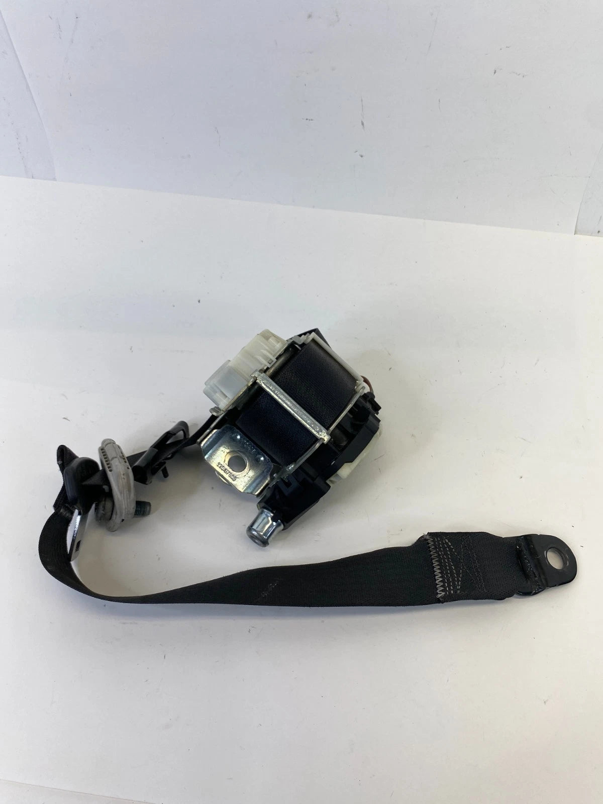 2011-2020 DODGE GRAND CARAVAN RIGHT FRONT SEAT BELT RETRACTOR P0ZV681X9AF OEM