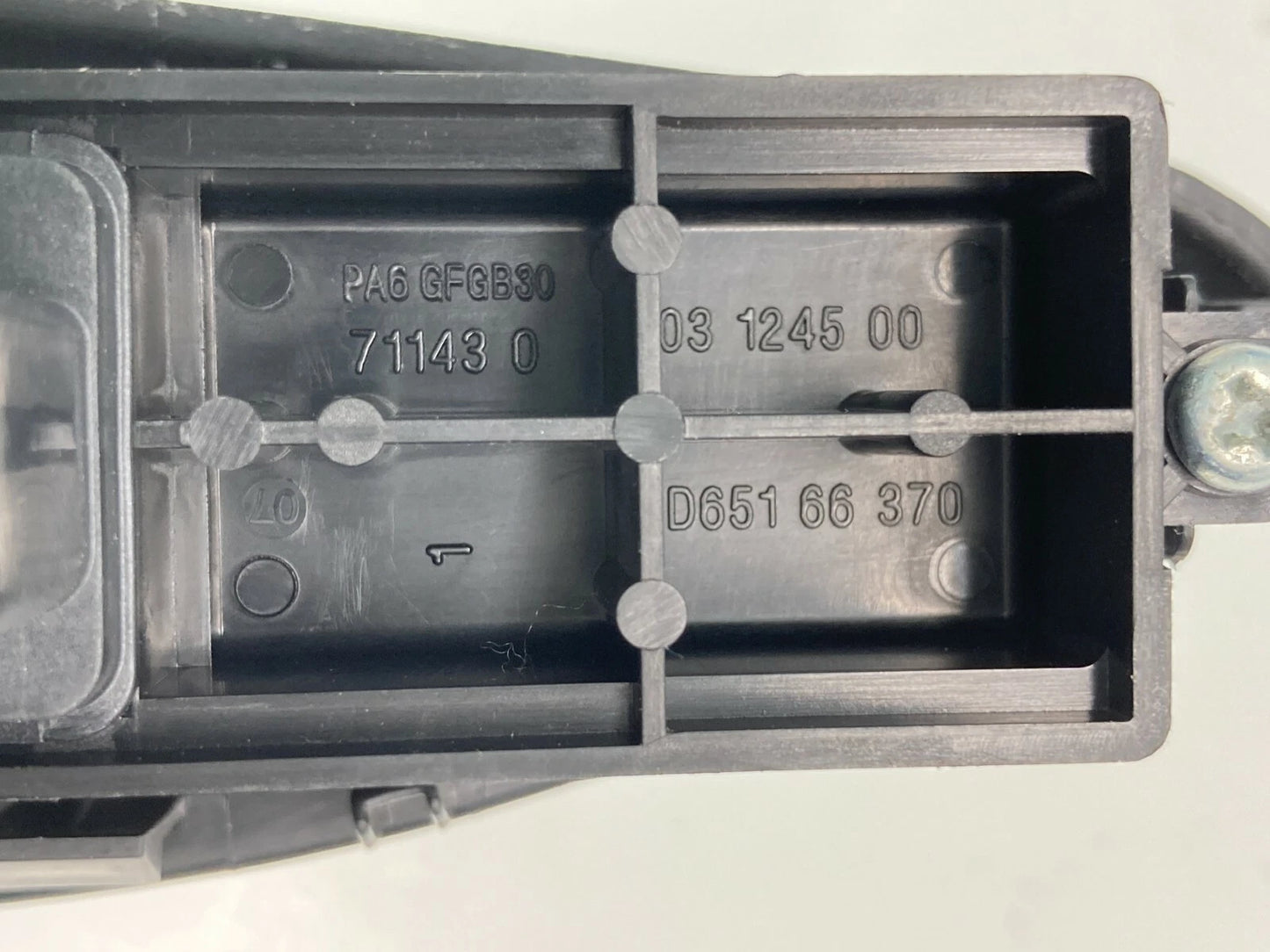 2011-2014 MAZDA 2 REAR LEFT BACK SIDE DOOR POWER WINDOW SWITCH RR LH D65166370