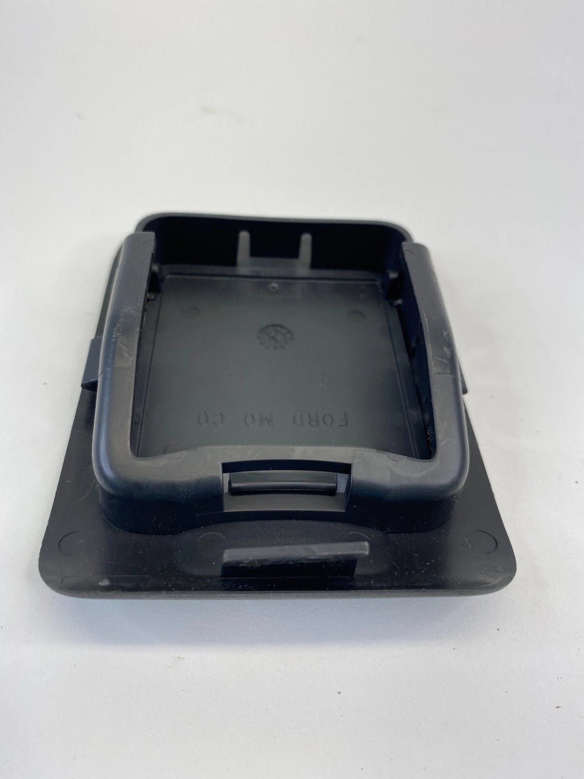 2010 2011 2012 FORD TAURUS REAR SEAT CHILD SAFETY ANCHOR HOOK COVER TRIM OEM