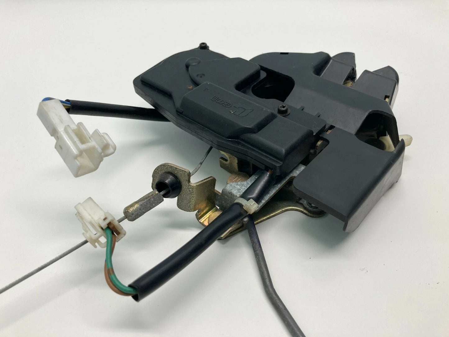 2003 CHRYSLER SEBRING SEDAN REAR TRUNK LOCK LATCH RELEASE ACTUATOR ASSEMBLY OEM