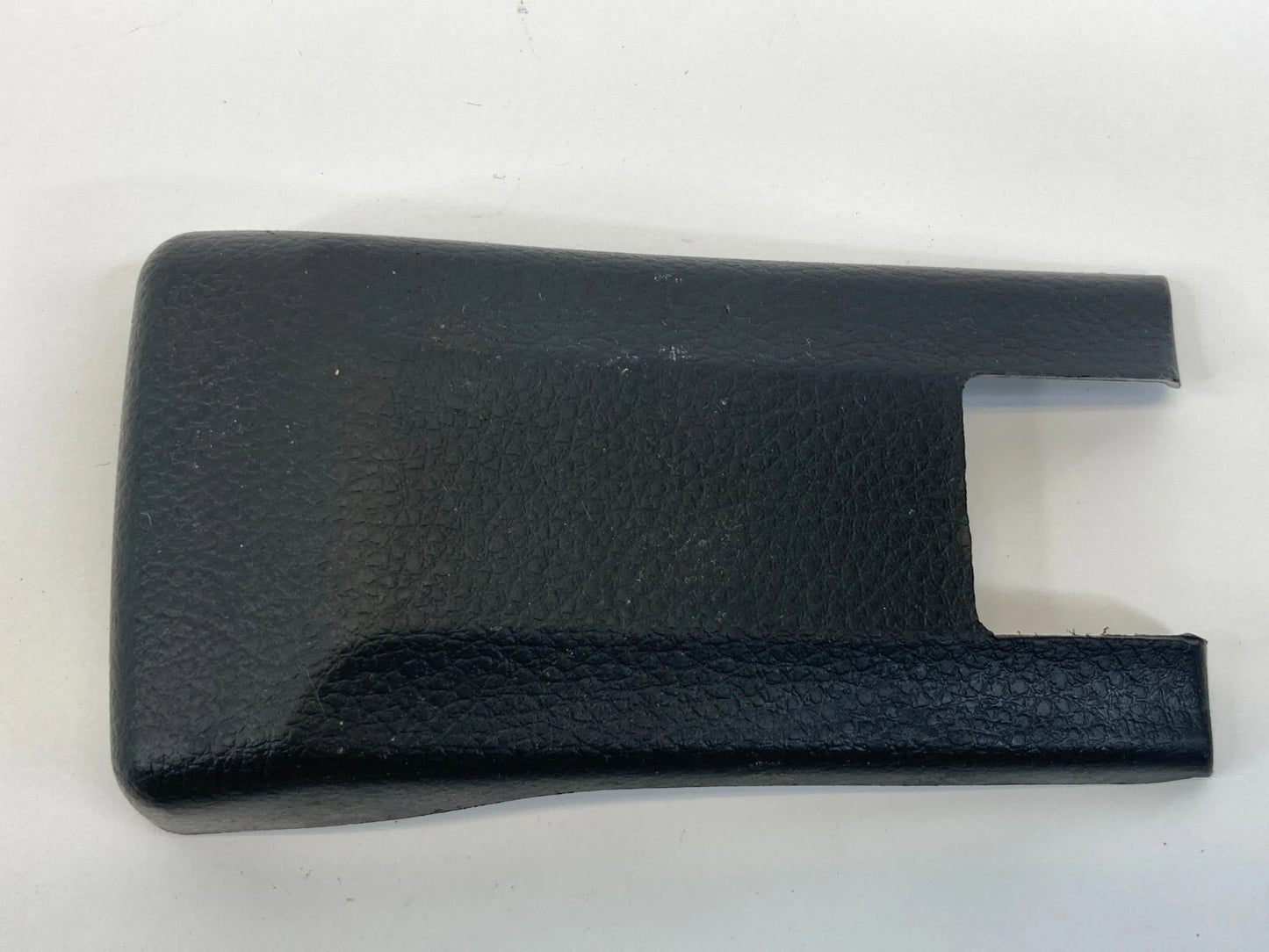 2003-2007 NISSAN MURANO RIGHT SIDE SEAT RAIL TRACK COVER TRIM BEZEL 87507-CA000