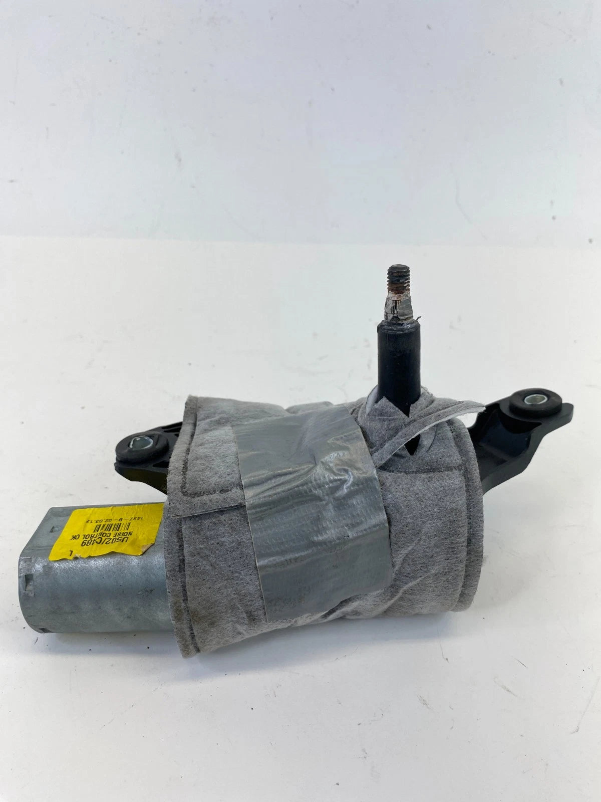 2013-2019 FORD EXPLORER INTERCEPTOR UTILITY REAR WINDSHIELD WIPER MOTOR OEM