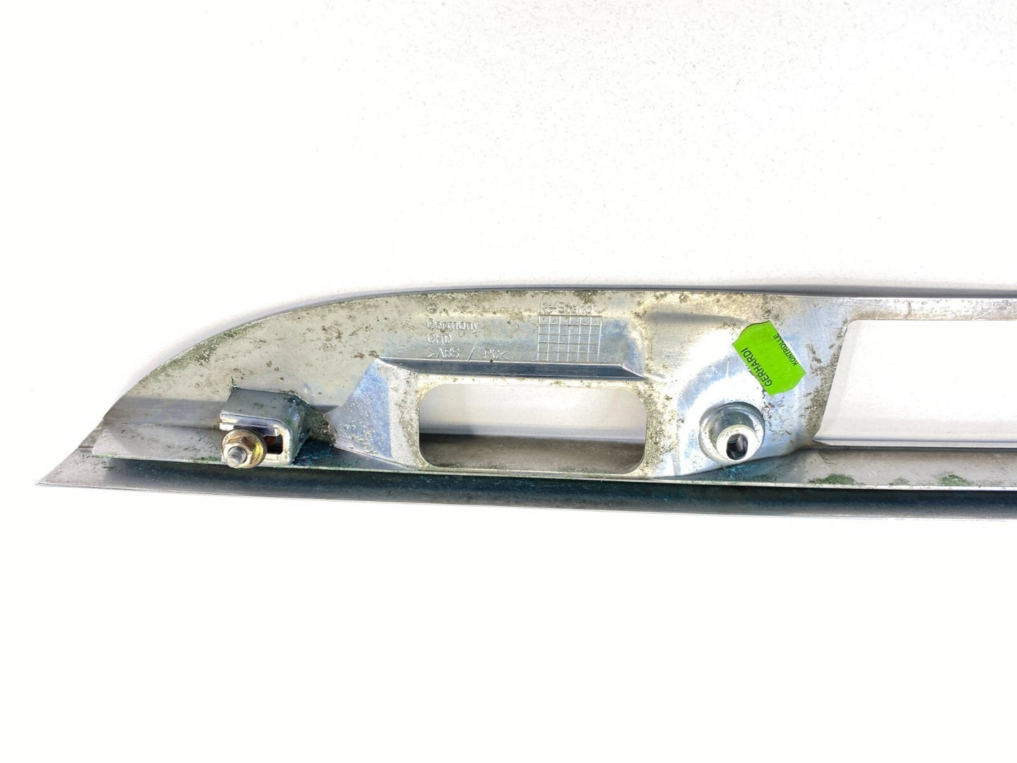 04-06 MERCEDES-BENZ E500 REAR TAILGATE LIFTGATE HATCH HANDLE MOLDING A2117400593