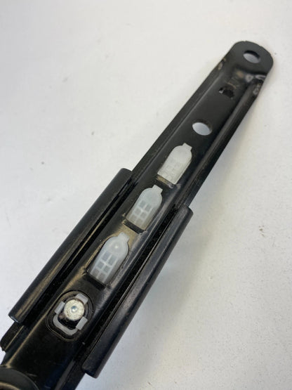 2009-2013 TOYOTA MATRIX FRONT LEFT DRIVER SIDE SEAT BELT HEIGHT ADJUSTER OEM