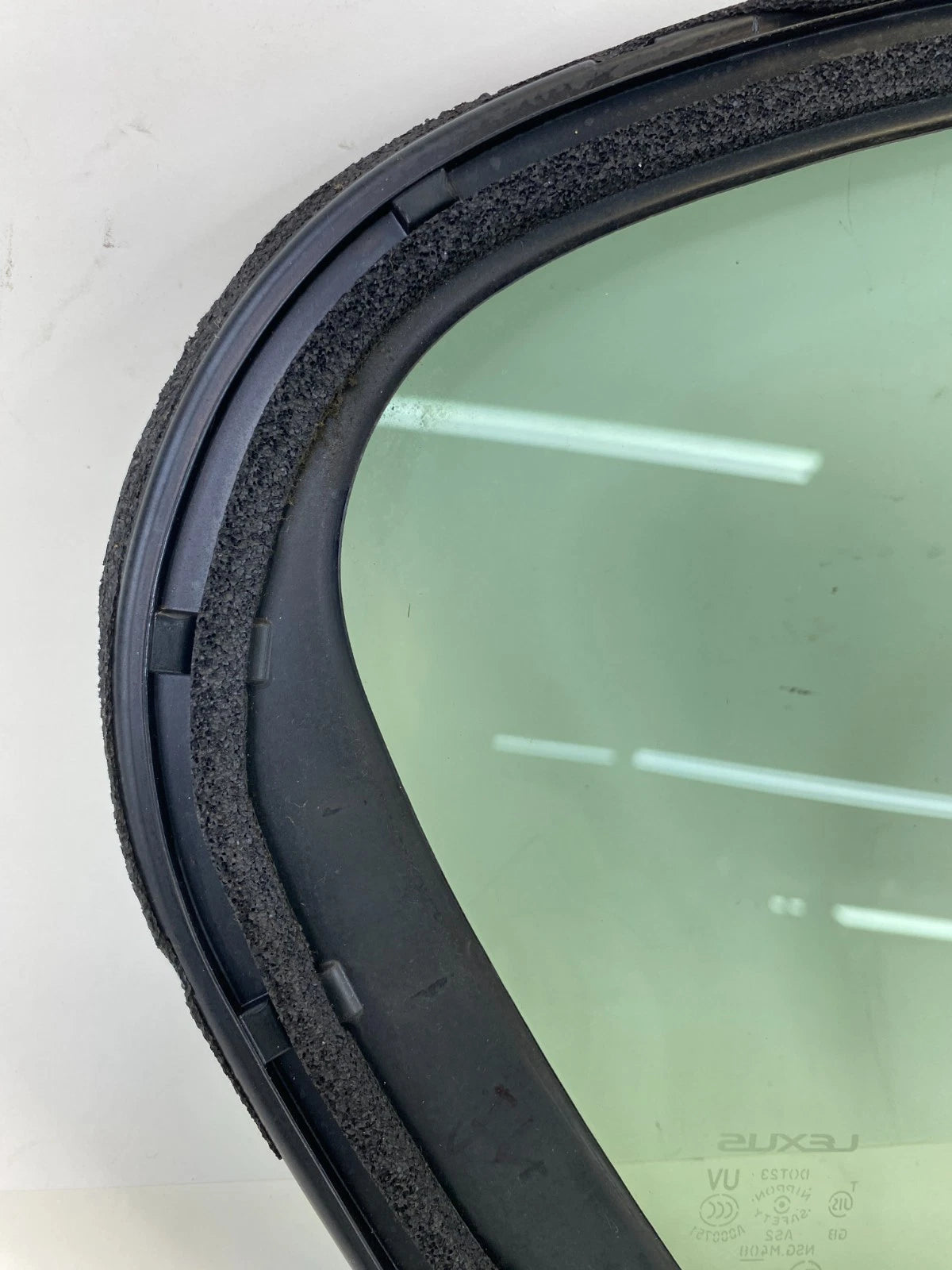 2007-2011 LEXUS GS350 SEDAN REAR LEFT SIDE BACK DOOR QUARTER WINDOW GLASS OEM