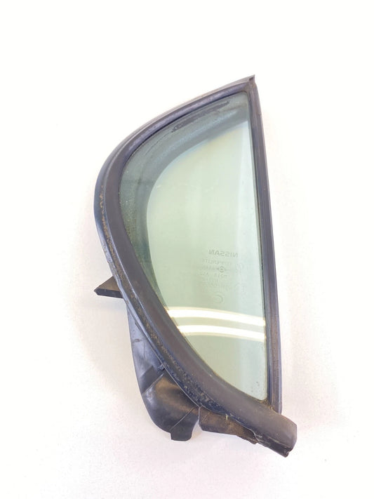 2000-2002 NISSAN MAXIMA REAR RIGHT PASSENGER SIDE QUARTER WINDOW FIXED GLASS OEM
