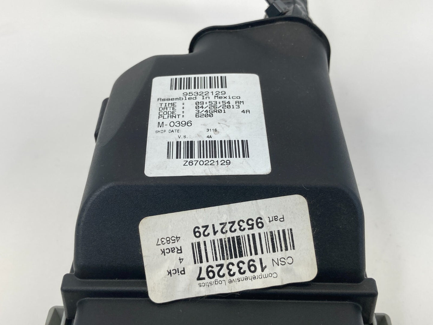 2011-2014 Chevrolet Cruze 1.4L Cabin Interior Fuse Box Junction Block 13222786