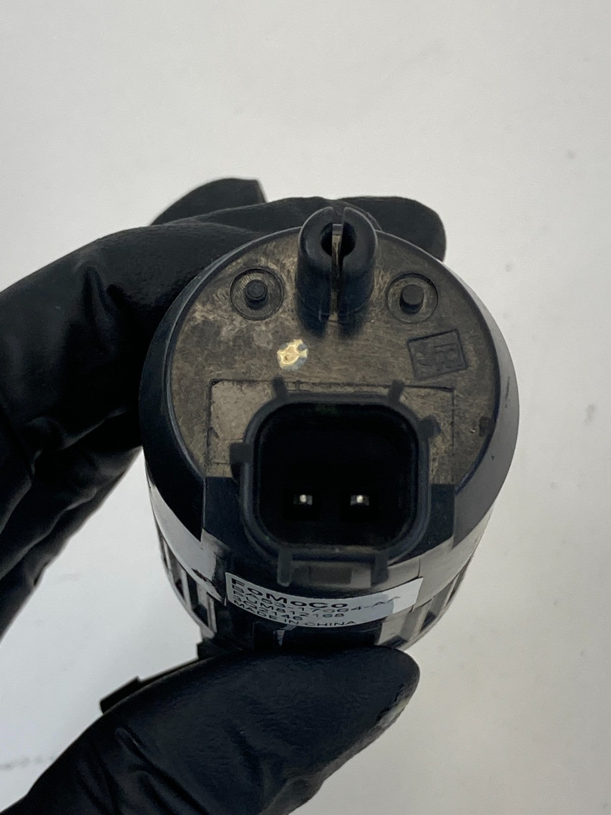 2013-2020 Ford Fusion Front Windshield Wiper Washer Pump Assy BA53-17664-AA OEM