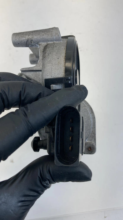 15 16 17 18 19 20 21 KIA SEDONA FRONT WINDSHIELD WIPER MOTOR OEM