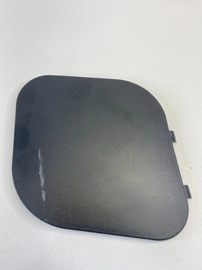 2000-2002 TOYOTA AVALON REAR LEFT SIDE LAMP COVER ACCESS TRIM PANEL 64746-AC010