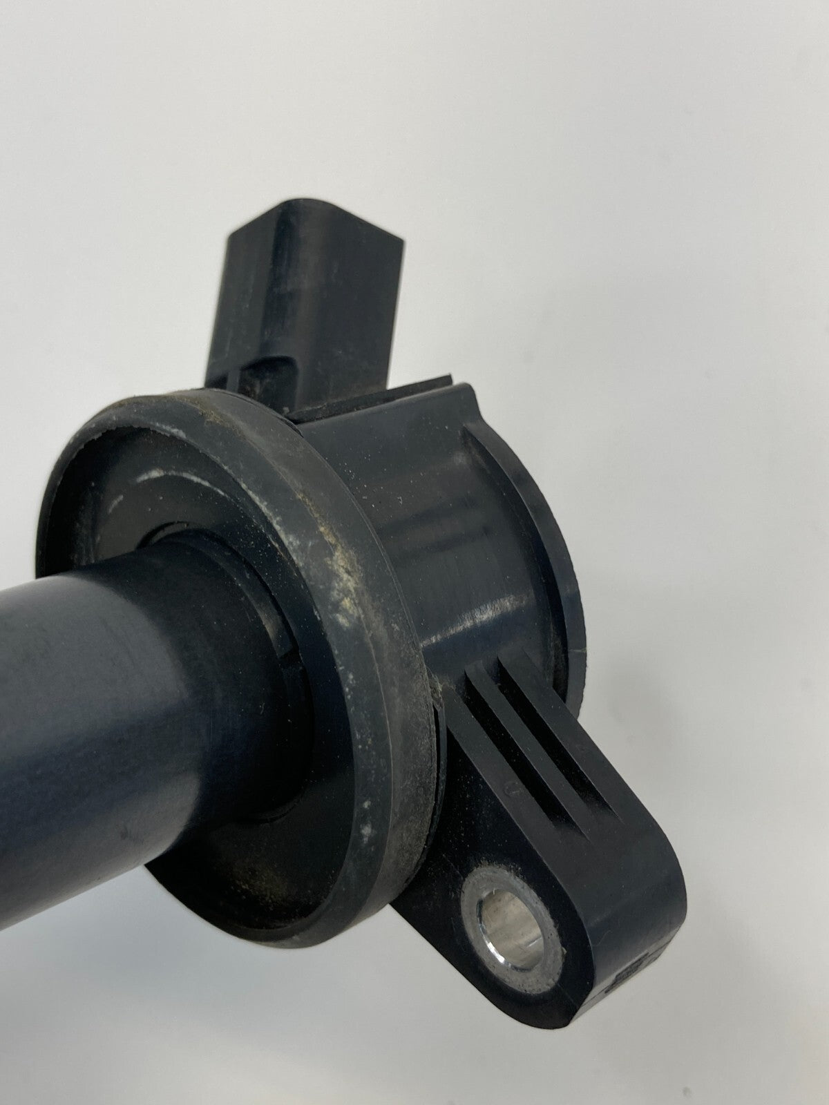 2006-2012 Ford Fusion 3.0L A/T Engine Ignition Coil Set of 3 6E5E-12A375 OEM