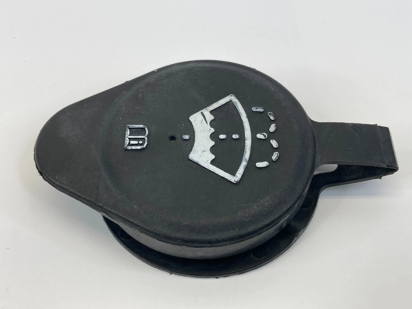 1997-2012 CHEVROLET MALIBU 94-12 IMPALA WINDSHIELD FLUID RESERVOIR CAP COVER OEM