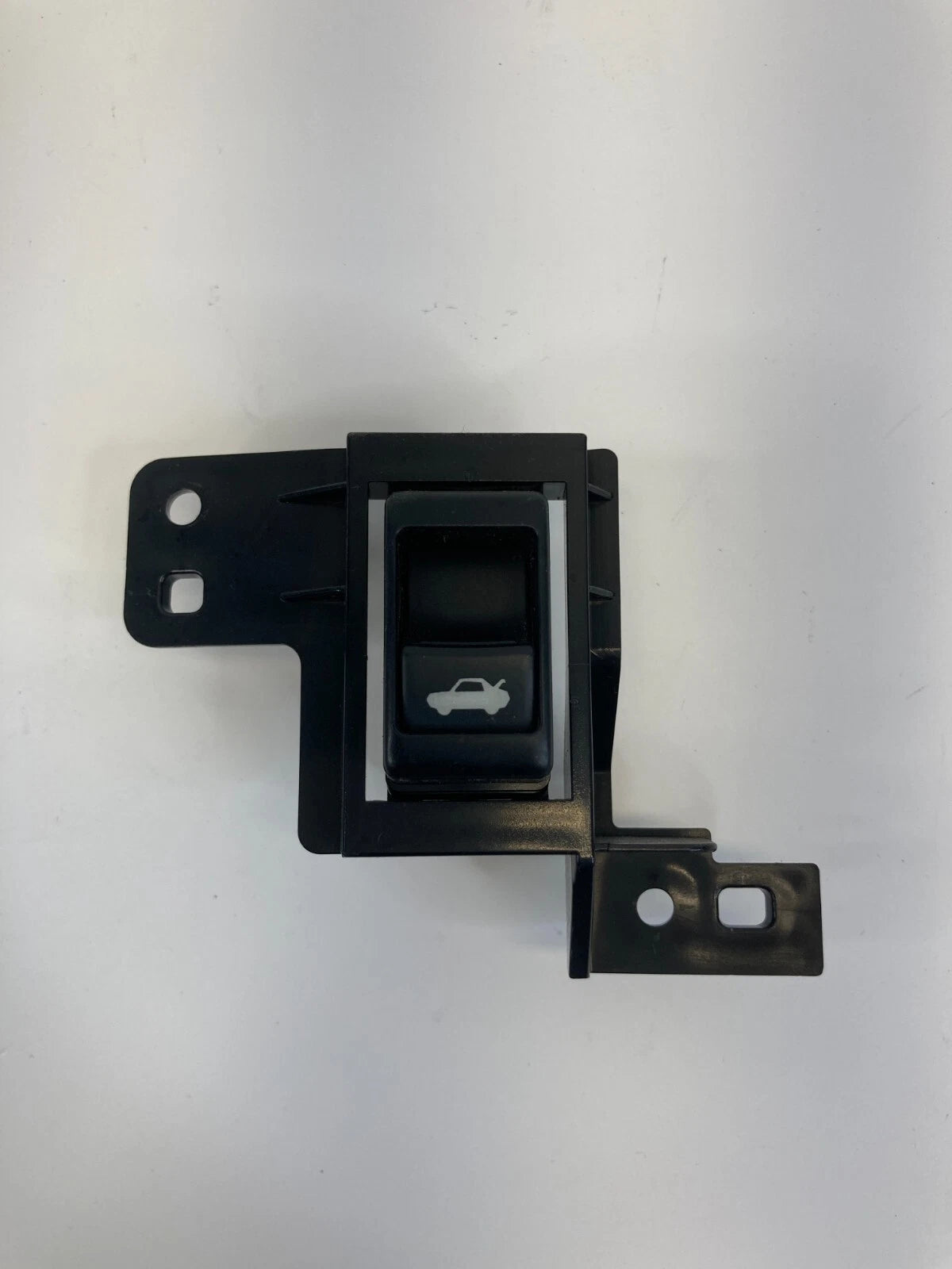 06 07 08 09 10 INFINITI M35 M45 TRUNK LID OPENER LOCK CONTROL SWITCH OEM