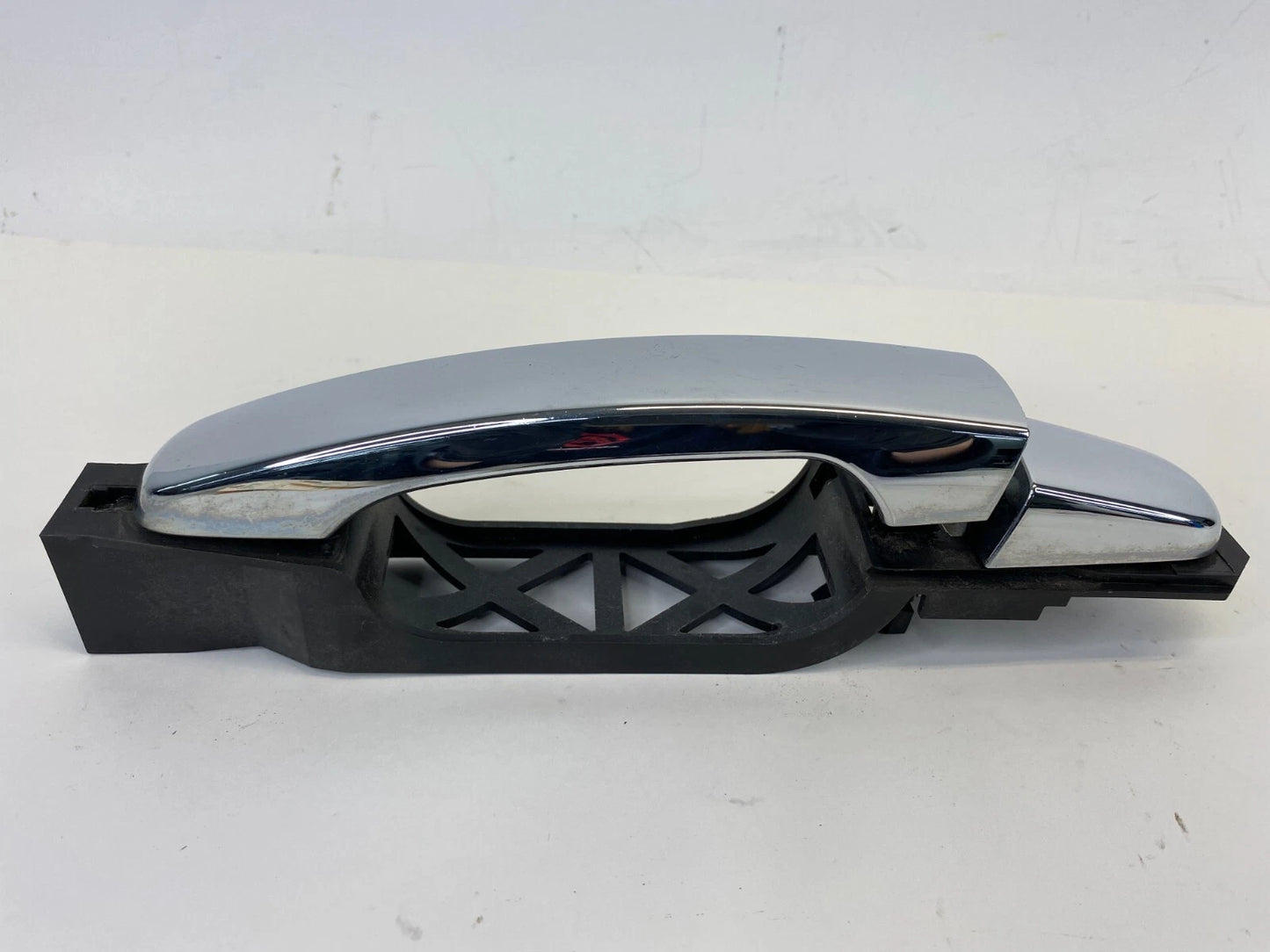 2008-2017 BUICK ENCLAVE REAR LEFT SIDE EXTERIOR DOOR HANDLE CHROME 15786207 OEM