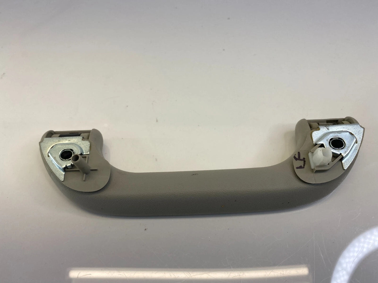 08-14 SUBARU IMPREZA FRONT LEFT ROOF OVERHEAD GRAB HANDLE PULL ASSIST HANDLE OEM