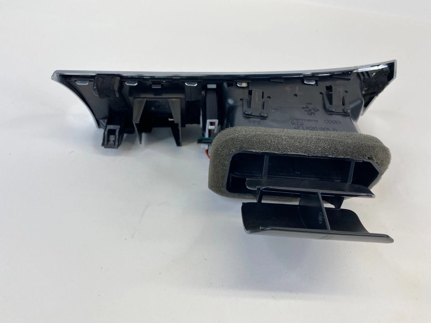 2007-2011 AUDI A6 QUATTRO FRONT LEFT DRIVER SIDE OUTLET A/C AIR VENT 4F1820901D