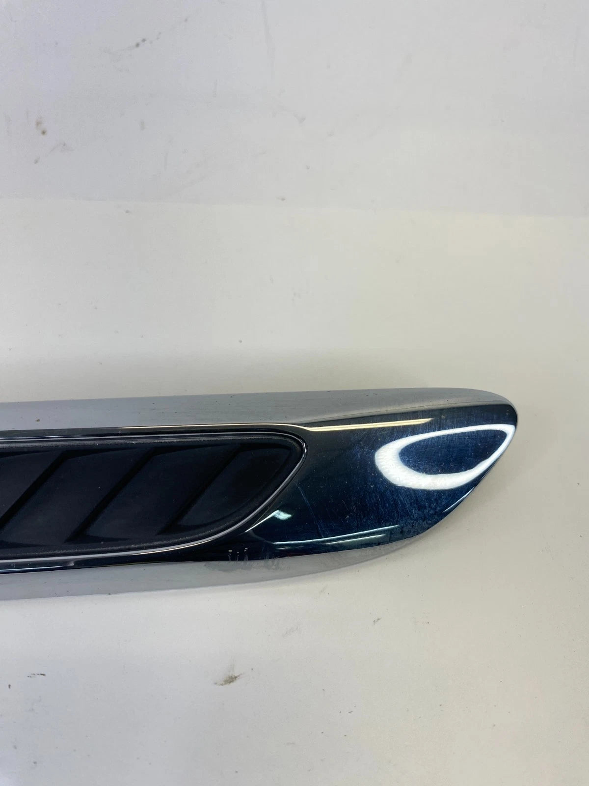 2008-2012 BUICK ENCLAVE FR LEFT HOOD EXTERIOR GRILLE MOLDING CHROME 25867285 OEM