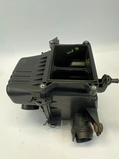 2010-2013 KIA FORTE 2.0L AIR CLEANER FILTER BOX HOUSING ASSEMBLY 28110-1M400