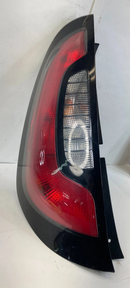 2014-2019 Kia Soul Rear Left Driver Side Tail Light Taillight Lamp 92401-B2