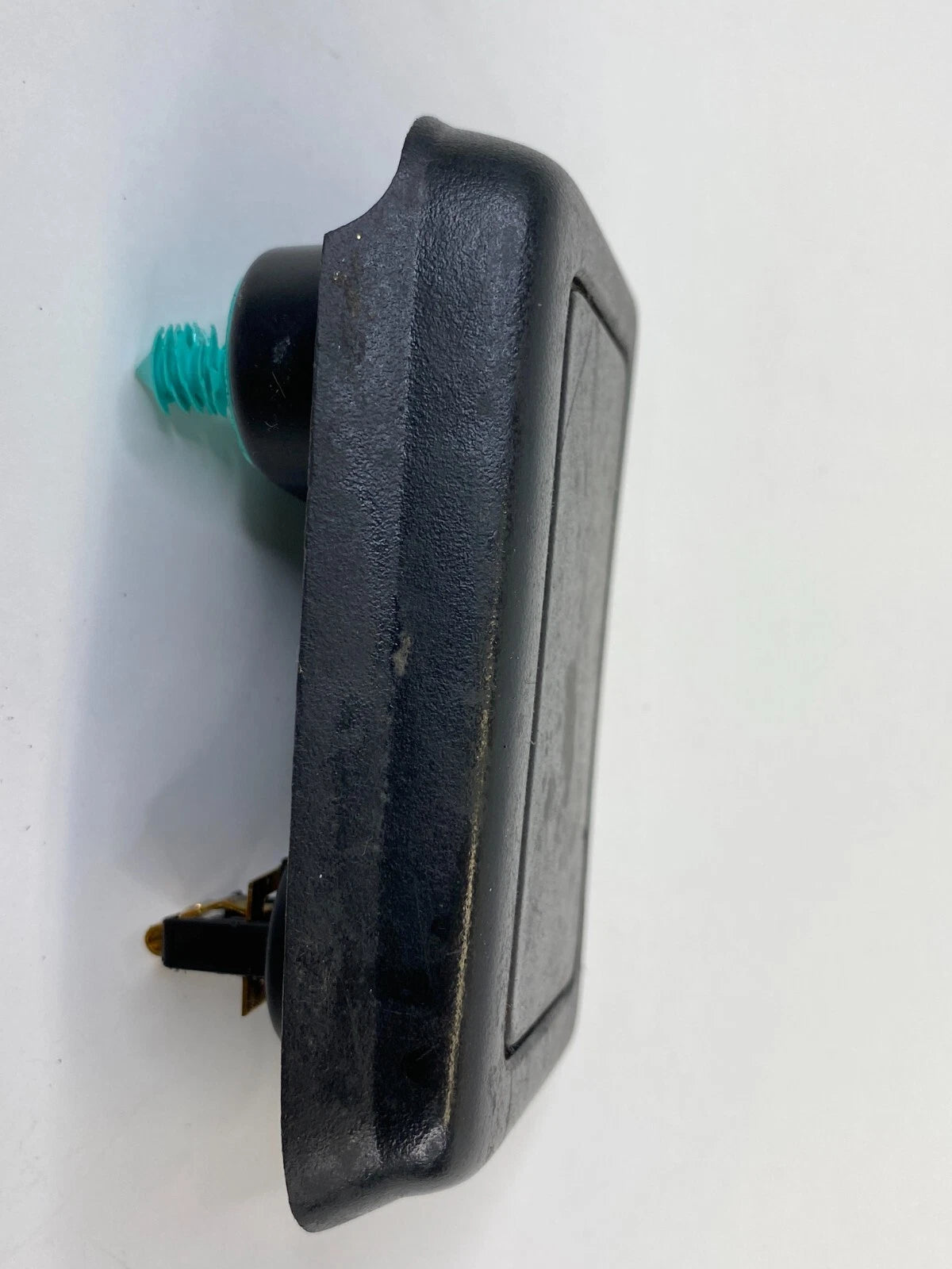 2009-2012 CHEVROLET TRAVERSE FR RH SEAT TRACK BOLT COVER OEM FACTORY 1193870