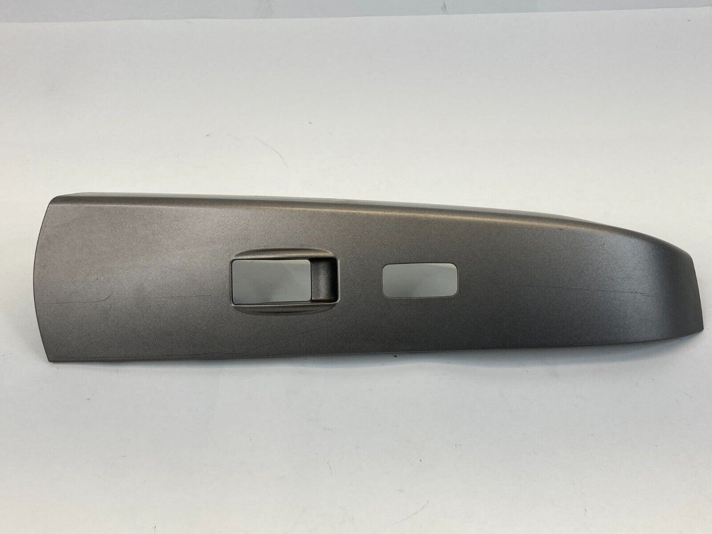 2004-2009 Toyota Prius Front Right Side Door Window Switch Bezel 74231-47090 OEM