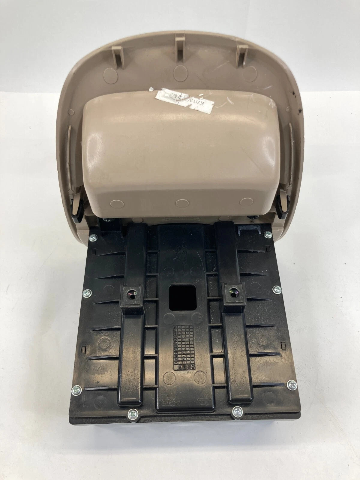 2005-2010 KIA SPORTAGE REAR CENTER CONSOLE CUP HOLDER CUPHOLDER TRIM BEZEL OEM